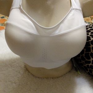 Nike White Seamless Sports Bra